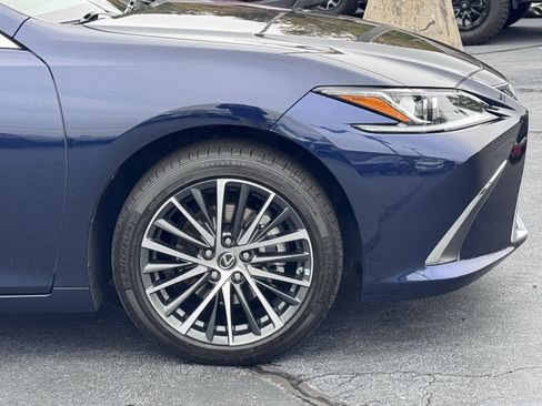 Used 2022 Lexus ES 350 w/ Premium Package image 44