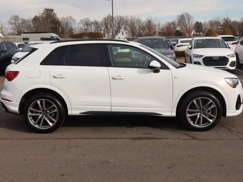 Used 2022 Audi Q3 2.0T Premium w/ Black Optic Sport Package image 4