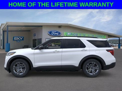 New 2026 Ford Explorer Active w/ Active Comfort Package image 3