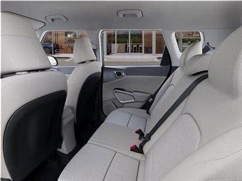 New 2025 Kia Soul LX image 22