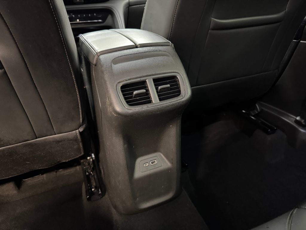 Used 2023 Buick Envision Essence AWD/4WD image 25