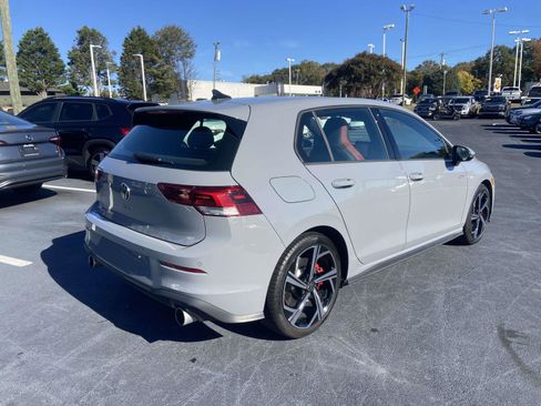 Certified 2025 Volkswagen GTI SE image 9