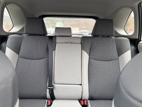 Used 2023 Toyota RAV4 XLE image 26