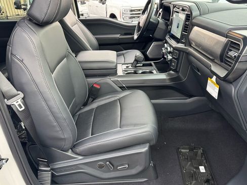 New 2025 Ford F150 Lariat w/ Equipment Group 502A High image 13