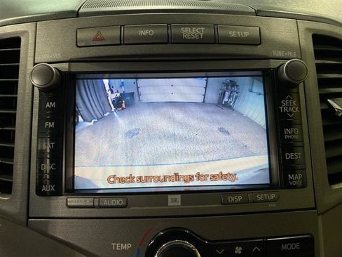 Used 2010 Toyota Venza AWD w/ Premium Pkg #2 image 13