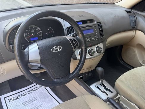 Used 2010 Hyundai Elantra GLS FWD image 9