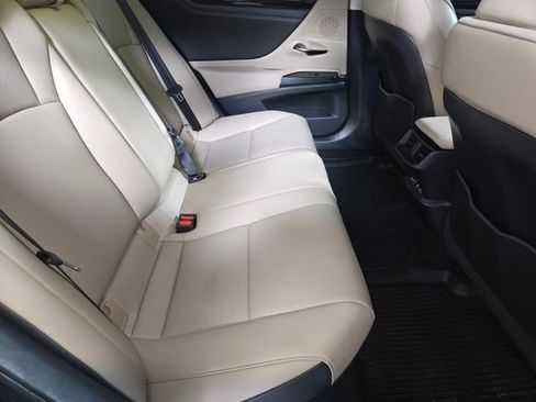 Used 2020 Lexus ES 300h w/ Premium Package FWD image 22