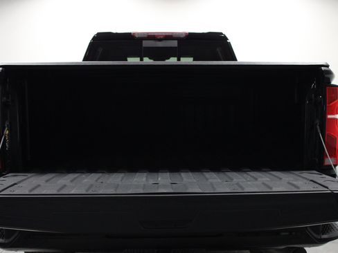 Used 2024 Chevrolet Silverado 2500 High Country w/ Technology Package AWD/4WD image 14