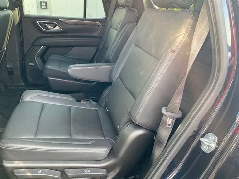 Used 2021 Chevrolet Tahoe Z71 w/ Z71 Signature Package AWD/4WD image 26