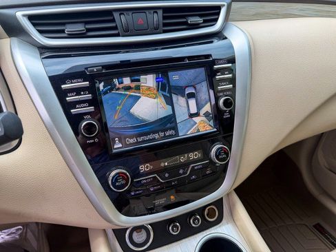 Used 2016 Nissan Murano Platinum image 10