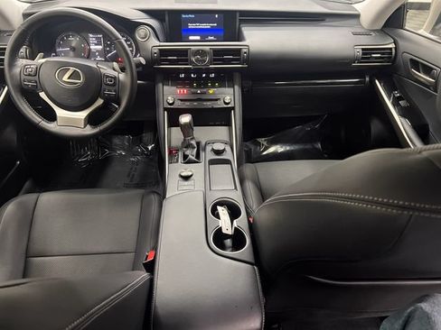 Used 2018 Lexus IS 300 RWD image 14