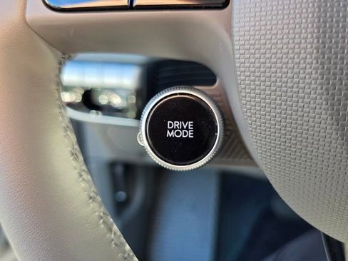 New 2026 Hyundai Ioniq 5 SE image 37