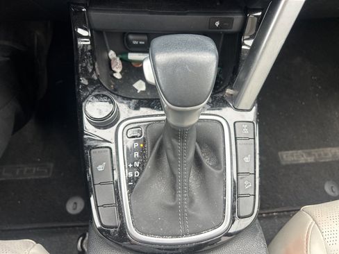 Certified 2023 Kia Seltos SX w/ SX Sunroof Package image 16