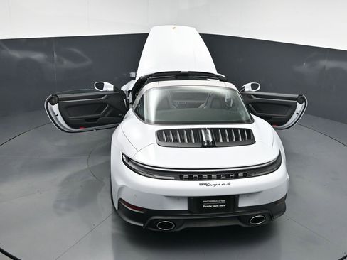 Certified 2026 Porsche 911 Targa 4S AWD/4WD image 32