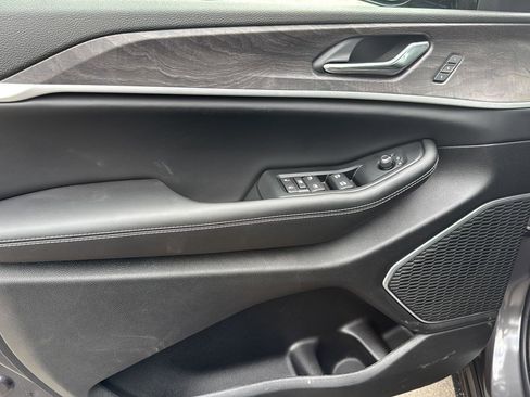 New 2026 Jeep Grand Cherokee Limited image 13