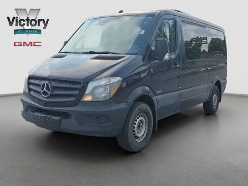 Used 2016 Mercedes-Benz Sprinter 2500 image 3
