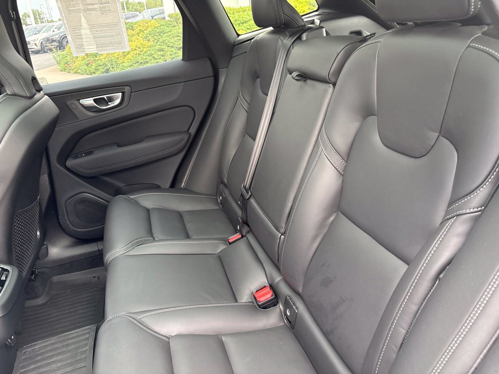 Used 2026 Volvo XC60 B5 Ultra w/ Protection Package Premier AWD/4WD image 33