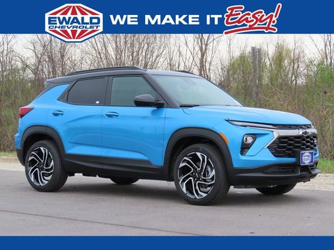 New 2026 Chevrolet TrailBlazer RS w/ Convenience Package AWD/4WD image 1