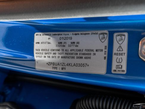 Used 2019 Lamborghini Urus AWD/4WD image 32