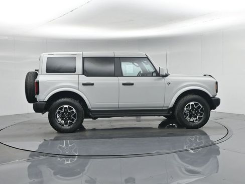 New 2026 Ford Bronco Outer Banks AWD/4WD image 29