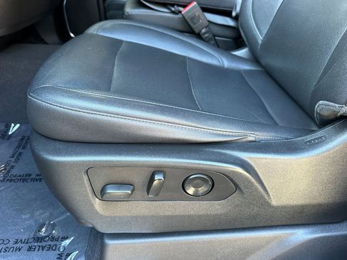 Certified 2022 GMC Sierra 1500 SLT image 13