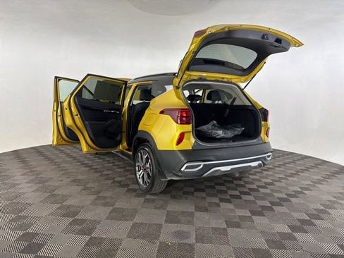 Used 2021 Kia Seltos SX image 20
