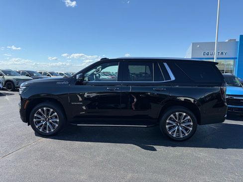 Used 2026 Chevrolet Tahoe High Country w/ Sun And Tow Package AWD/4WD image 2