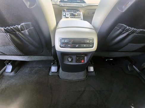 Used 2022 Hyundai Palisade Calligraphy w/ Cargo Package FWD image 31