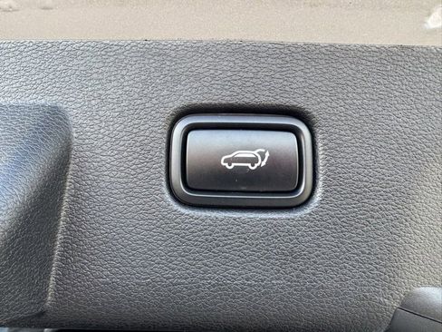 Used 2024 Kia Sportage SX image 25