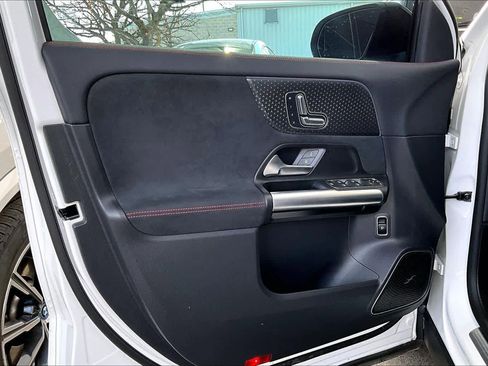 Used 2025 Mercedes-Benz GLA 250 image 22