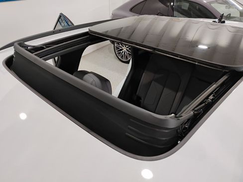 Used 2023 Audi Q3 2.0T Premium Plus w/ Premium Plus Package image 5