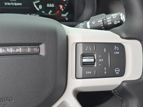 New 2026 Land Rover Defender 110 S AWD/4WD image 18
