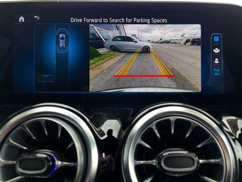 Certified 2025 Mercedes-Benz GLA 250 GLA 250 image 56