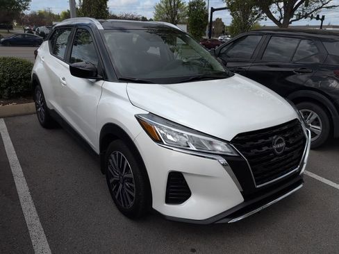 Used 2024 Nissan Kicks SV image 32