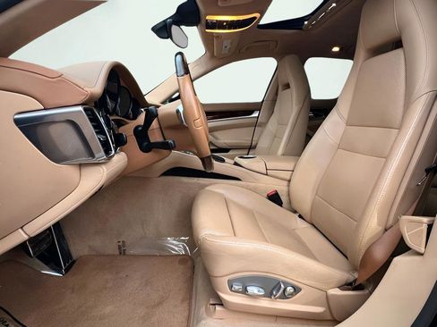 Used 2012 Porsche Panamera Turbo image 16