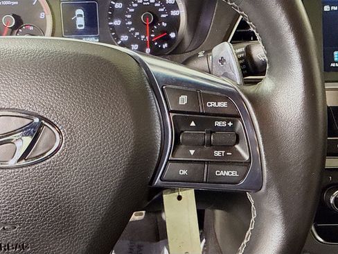 Used 2017 Hyundai Sonata Sport 2.0T image 15