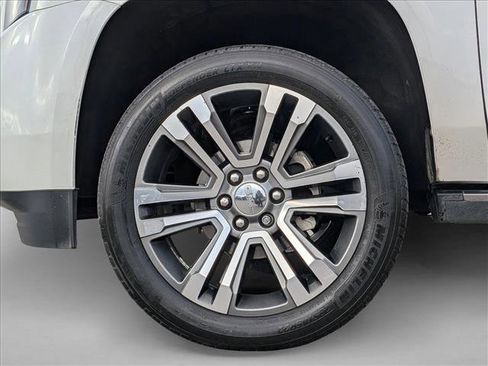 Used 2018 GMC Yukon Denali w/ Denali Ultimate Package image 24