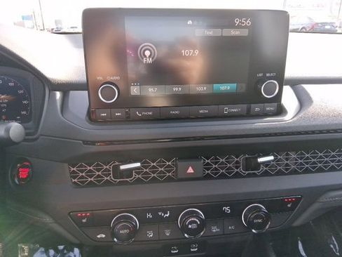 Used 2024 Honda Accord EX image 25