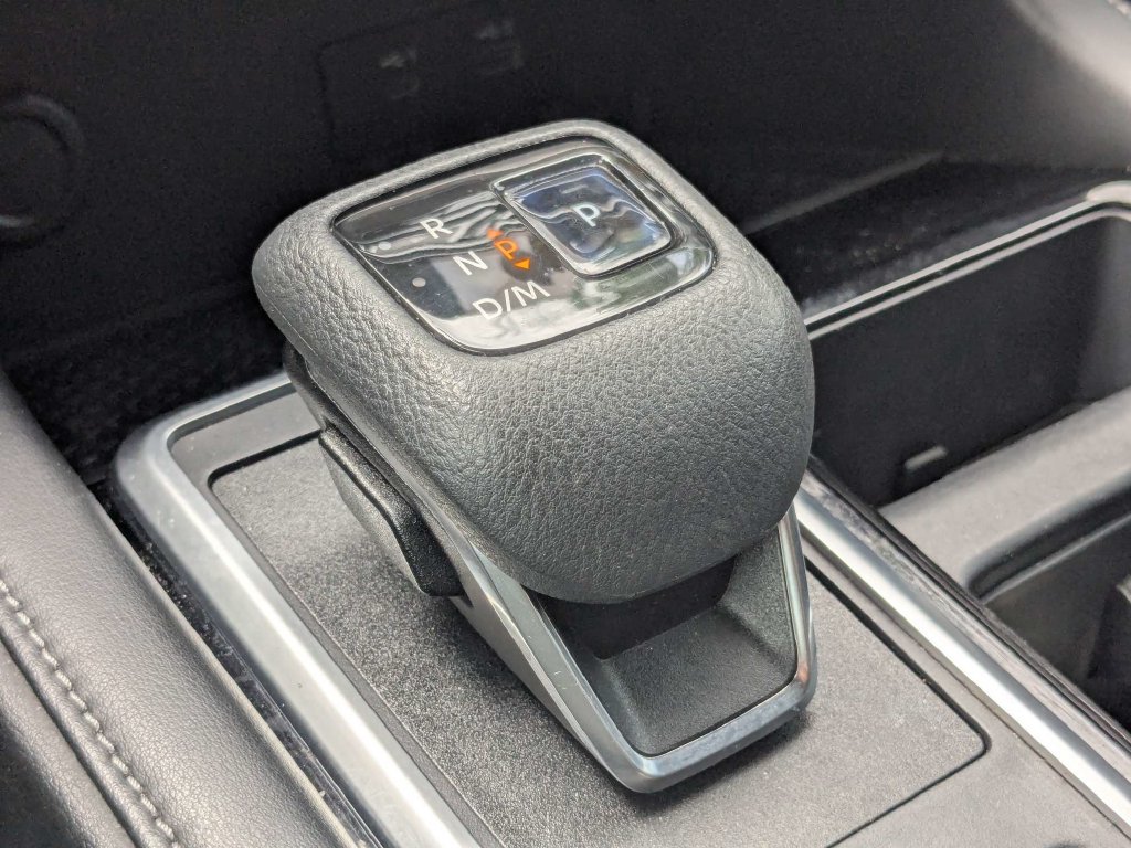 Used 2022 Nissan Pathfinder SV FWD image 29