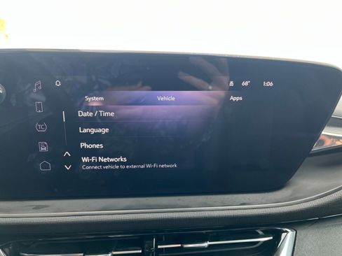 Used 2025 Buick Envista Sport Touring image 20