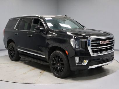 Used 2024 GMC Yukon SLT w/ SLT Luxury Package