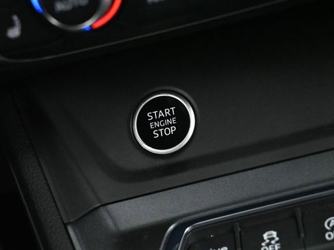 Used 2021 Audi Q3 2.0T Premium Plus w/ Premium Plus Package image 37