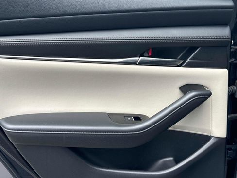 Certified 2023 MAZDA MAZDA3 s image 11