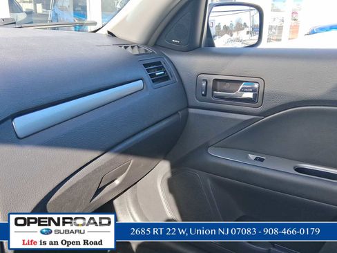 Used 2012 Ford Fusion Hybrid image 17