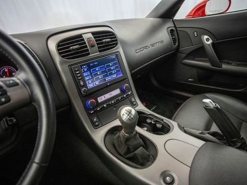 Used 2007 Chevrolet Corvette Z06 w/ Preferred Equipment Group image 46