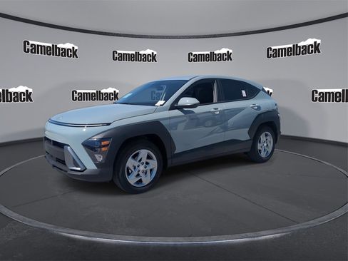 New 2026 Hyundai Kona SE image 3