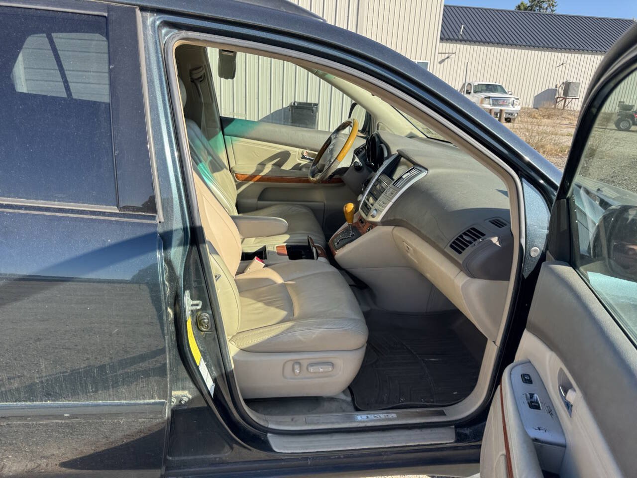 Used 2005 Lexus RX 330 AWD image 27