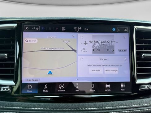 Used 2025 Chrysler Pacifica Limited FWD image 23