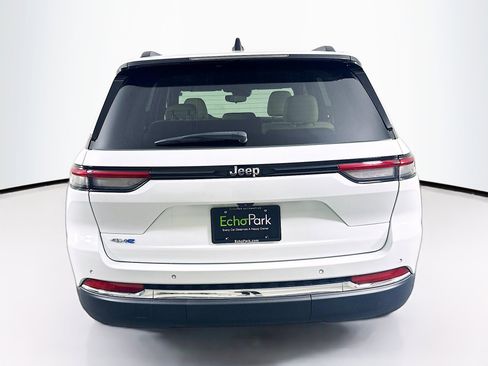 Used 2022 Jeep Grand Cherokee Limited 4xe image 7