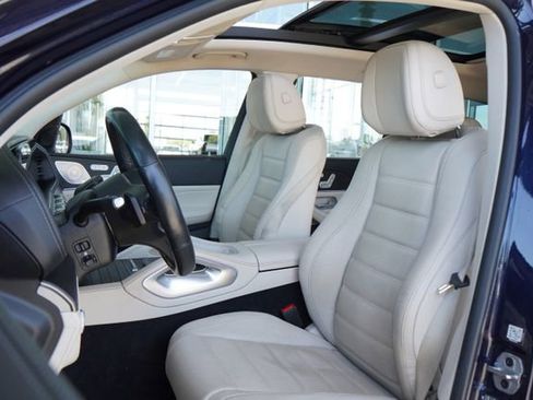 Used 2022 Mercedes-Benz GLS 450 4MATIC image 28